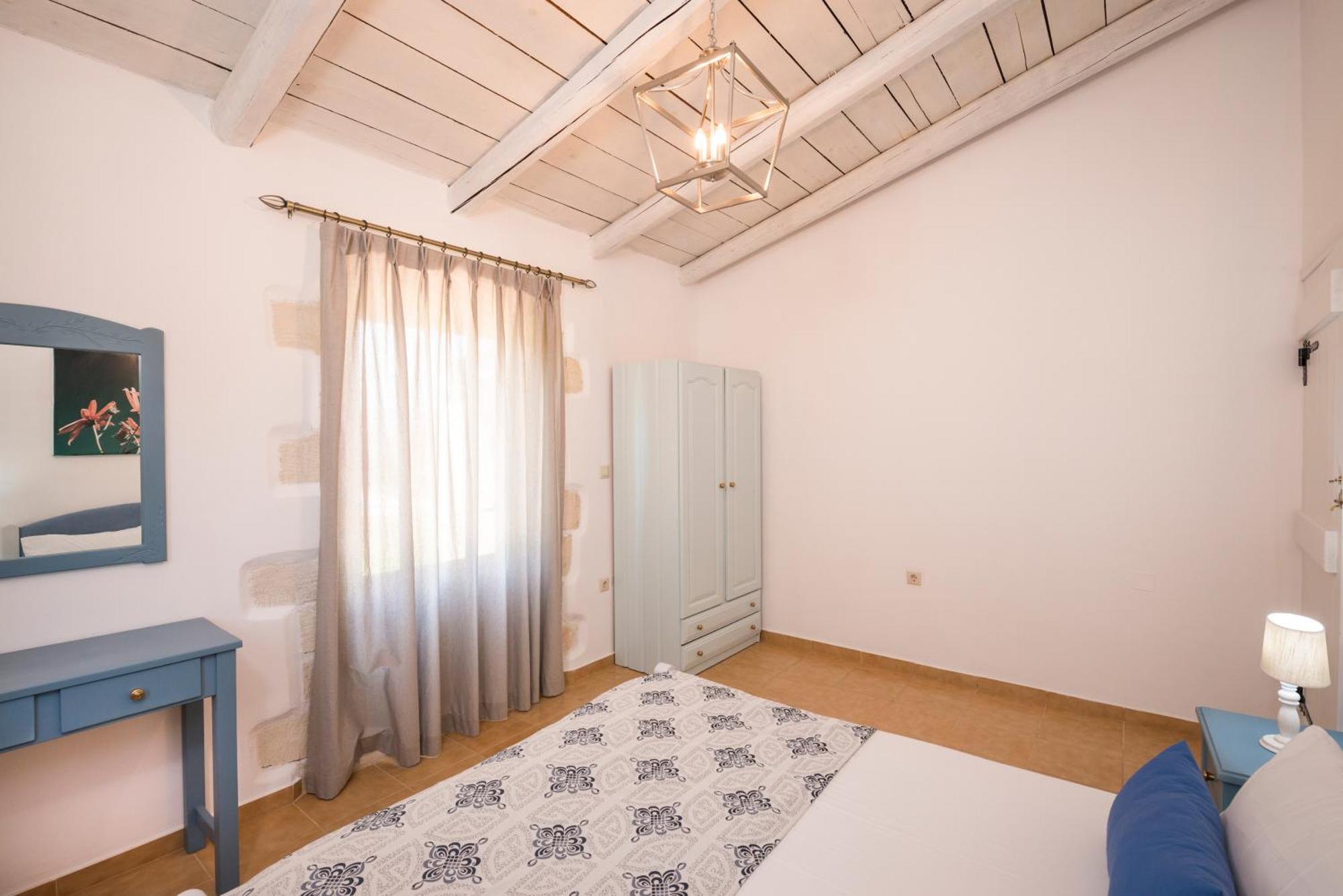 Kontis Village Fílippos Rom bilde